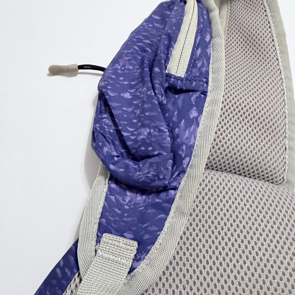 Eddie Bauer Purple Sling Backpack with Cream Trim - Picture 6 of 8
